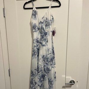 *BRAND NEW* Floral Chiffon High-Low Dress - Size S - White